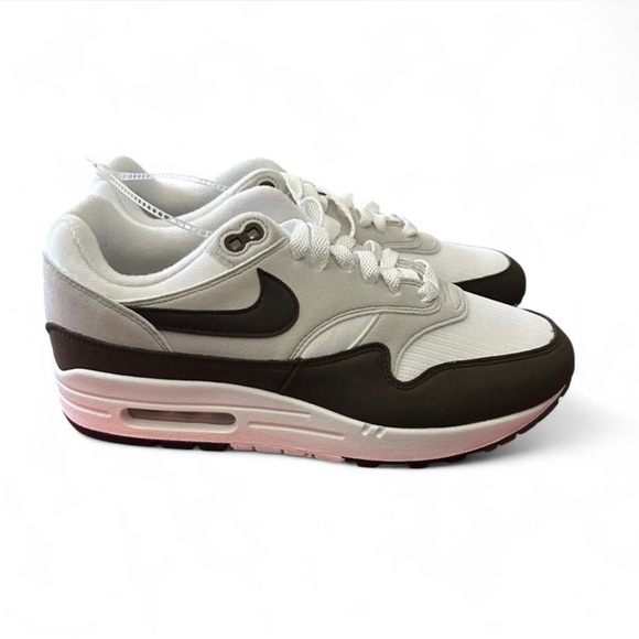 Women’s Nike Air Max 1 '87 - Baroque Brown Sz 9 - Picture 2 of 6